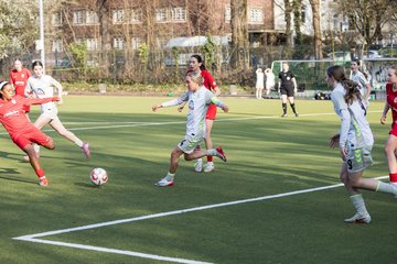 Bild 306 - wBJ Eimsbuettler TV - SV Werder Bremen : Ergebnis: 0:1